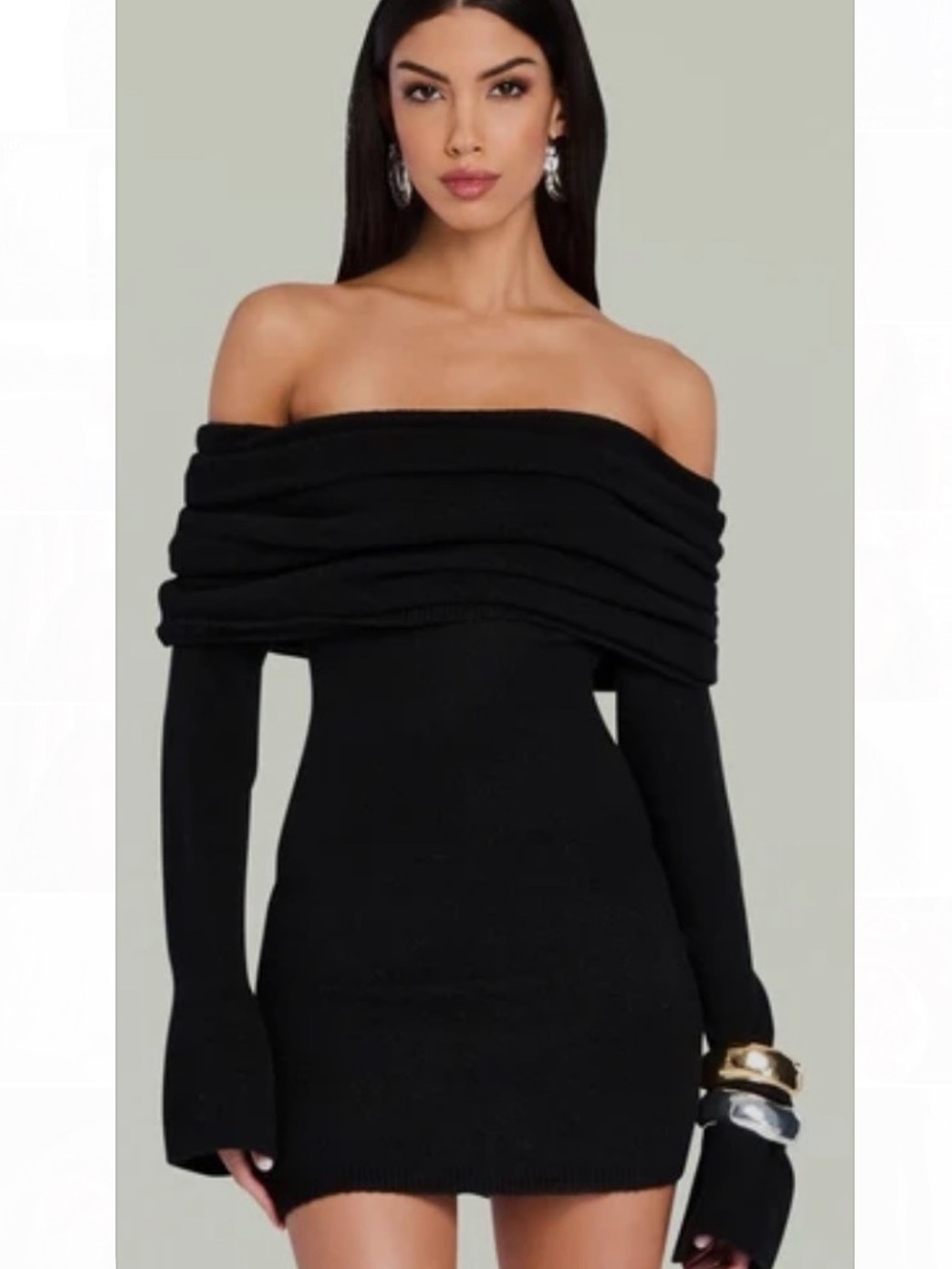 Seroya Off-the-Shoulder Black Selene Dress